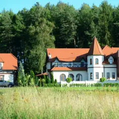 Kryształowy Dworek Zbychowo - idealne miejsce na Twoje wydarzenie