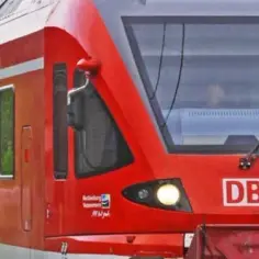 Ile zarabia maszynista Intercity? Odkryj prawdziwe zarobki i więcej